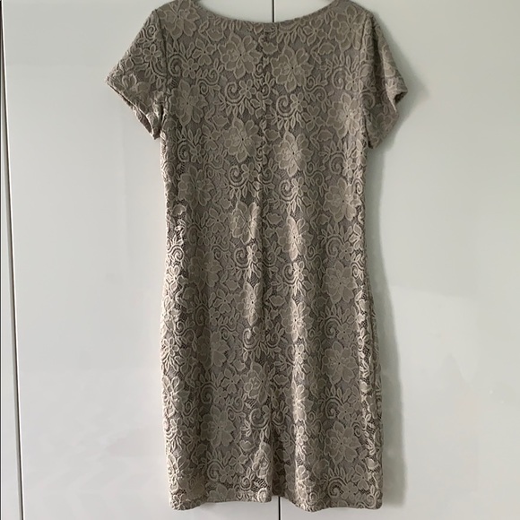 Tiana B. Lace dress - Picture 4 of 5